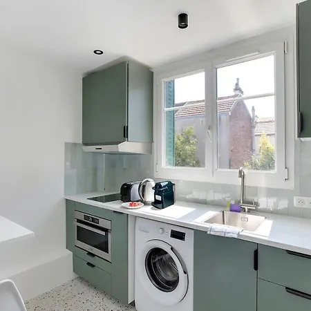 Cozy, Bright And Air-conditioned - Close To Paris Saint-Denis (Seine-Saint-Denis)