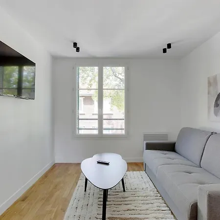Cozy, Bright And Air-conditioned - Close To Paris Daire Saint-Denis (Seine-Saint-Denis)